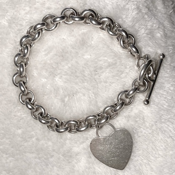 Sterling Silver Charm Chain Heart Link Bracelet - Picture 2 of 2